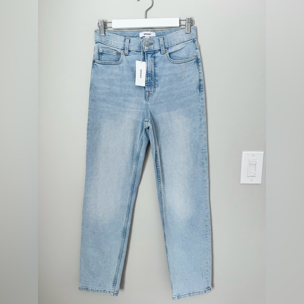 NWT Spanx Lycra Fitsense Slim Straight Jeans in Turner Wash Sz 6 - Picture 5 of 16
